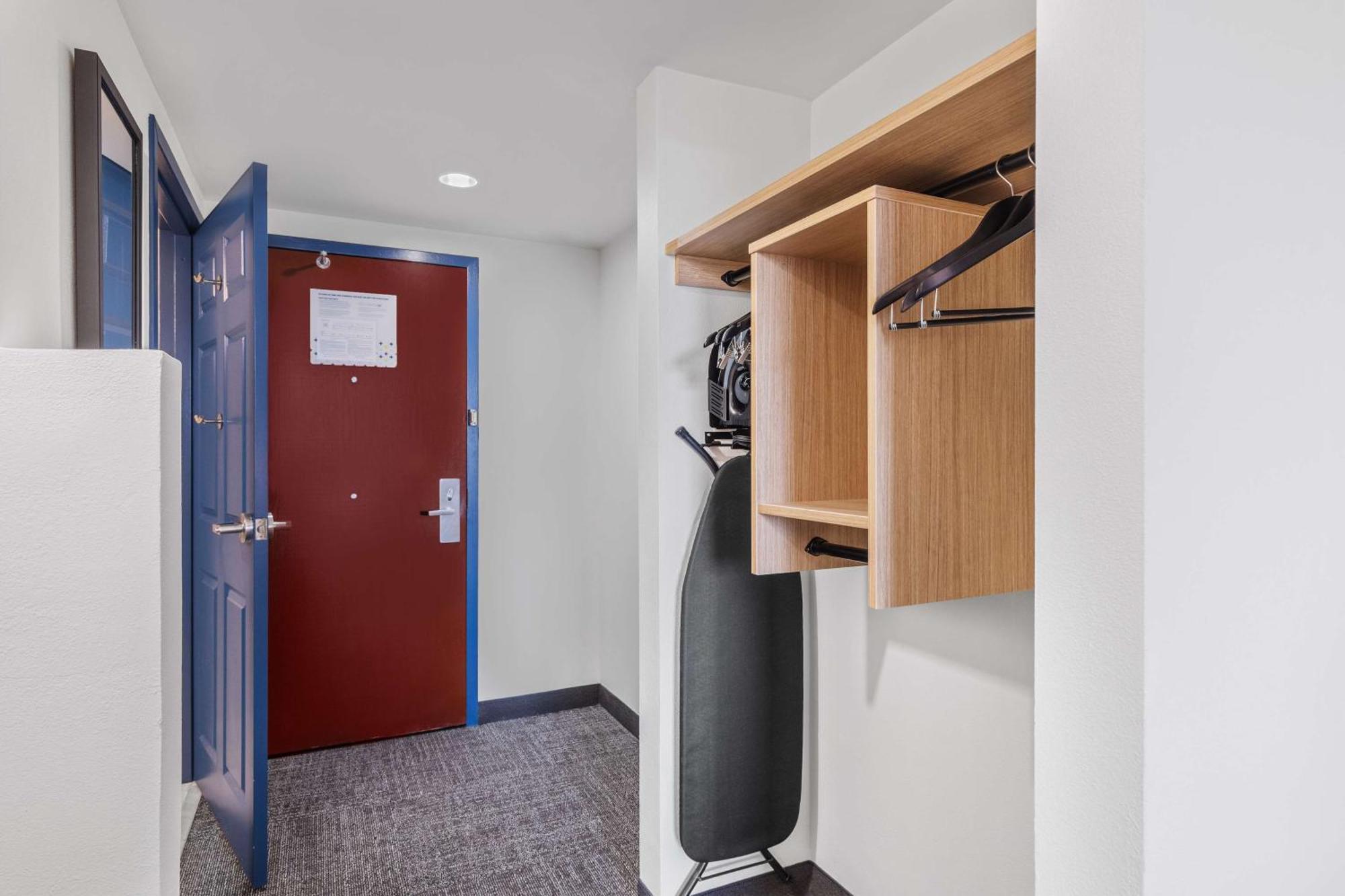 วินเกท บาย วินด์แฮม ชาร์ลอตแอร์พอร์ต เซาท์/ I-77 ทิโวลา Hotel ชาร์ล็อต ภายนอก รูปภาพ