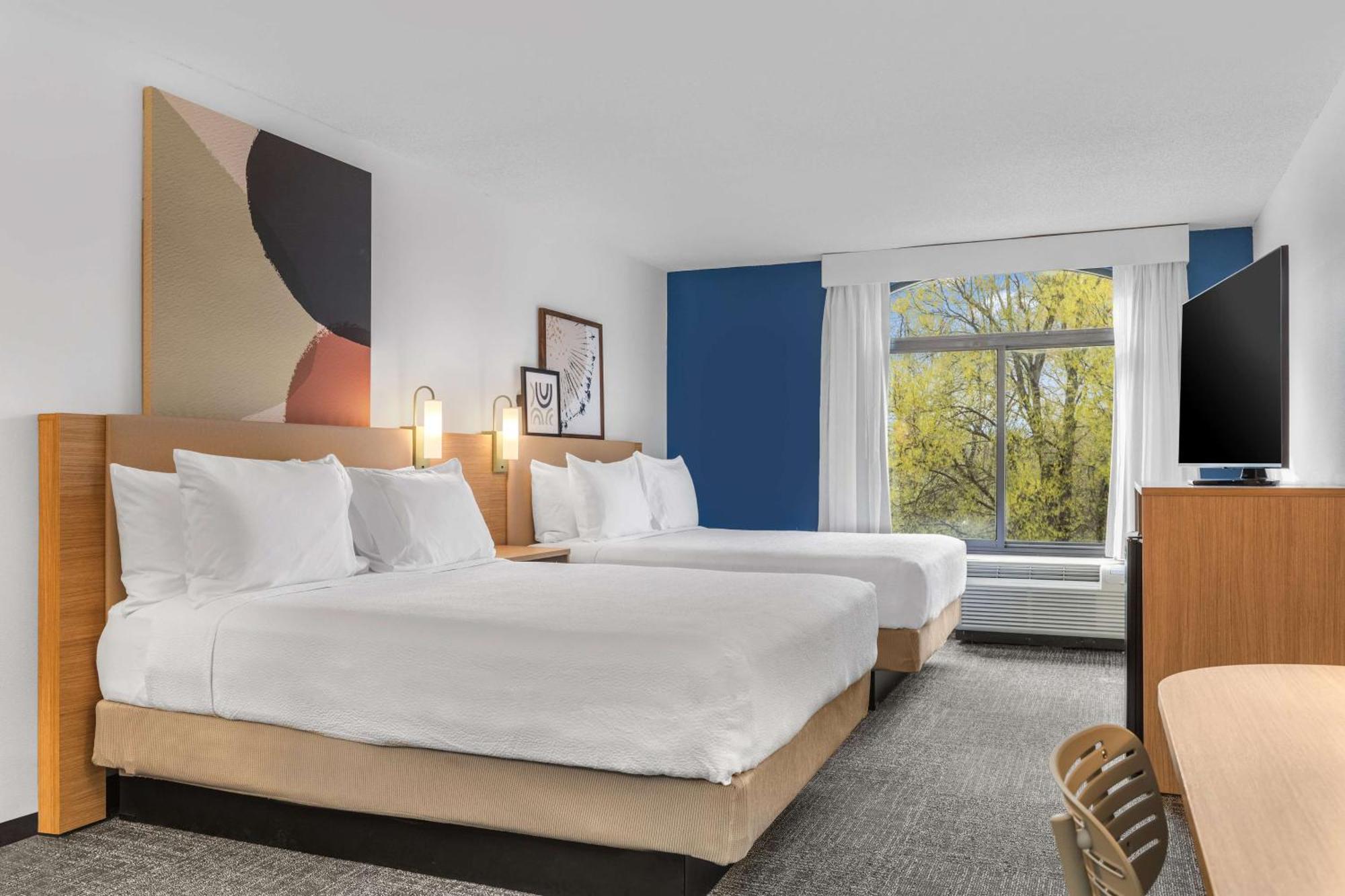 วินเกท บาย วินด์แฮม ชาร์ลอตแอร์พอร์ต เซาท์/ I-77 ทิโวลา Hotel ชาร์ล็อต ภายนอก รูปภาพ